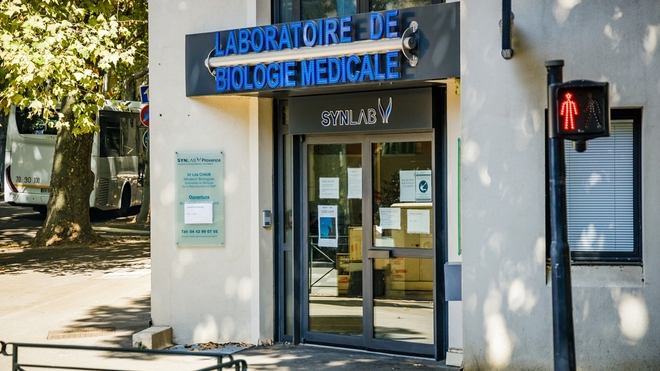 Un laboratoire d'analyses médicales à Aix-en-Provence.