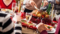 Repas de fête : nos conseils pour éviter la nausée