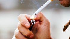Le tabagisme repart à la hausse en 2021 : comment l'expliquer ?