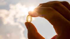 La vitamine D est-elle efficace contre la COVID-19 ?