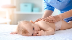 Bronchiolite : fin de la kiné respiratoire pour les bébés