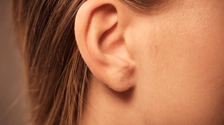 Un nouvel implant auditif invisible
