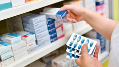 Fluoroquinolones : "Ni les médecins, ni les pharmaciens ne m'ont prévenu des effets secondaires"