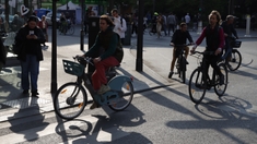À vélo, comment dépasser sa peur de rouler en ville ?
