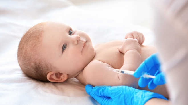Onze vaccins restent par ailleurs obligatoires dans les 18 premiers mois de l'enfant
