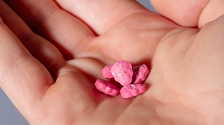 À Toulouse, une enfant de deux ans se coince une pilule d’ecstasy dans le nez