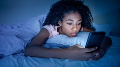 Addiction, sommeil, harcèlement... quand les smartphones mettent les ados en danger