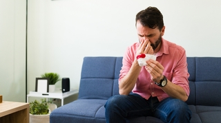 Les cancers de la bouche et du nez donnent-ils peu de symptômes ?