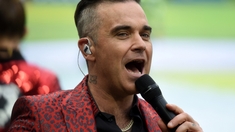 "Une pure haine de soi" : Robbie Williams se confie sur sa dysmorphophobie