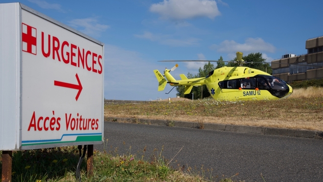 Hélicoptère du Samu à l'héliport de l'hôpital Duchenne de Boulogne-sur-Mer, en juillet 2022