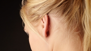 Pourquoi les oreilles et les orteils sont les deux zones les plus sales de votre corps