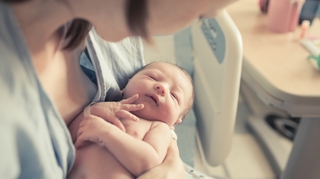 Bronchiolite : comment le Beyfortus protège les bébés dès les premiers jours