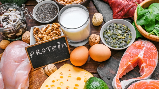 Les protéines sont, avec les lipides et les glucides, les principaux macronutriments essentiels à notre alimentation