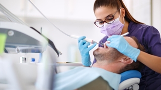 Pourquoi la pénurie de dentistes pourrait (encore) s'aggraver en France