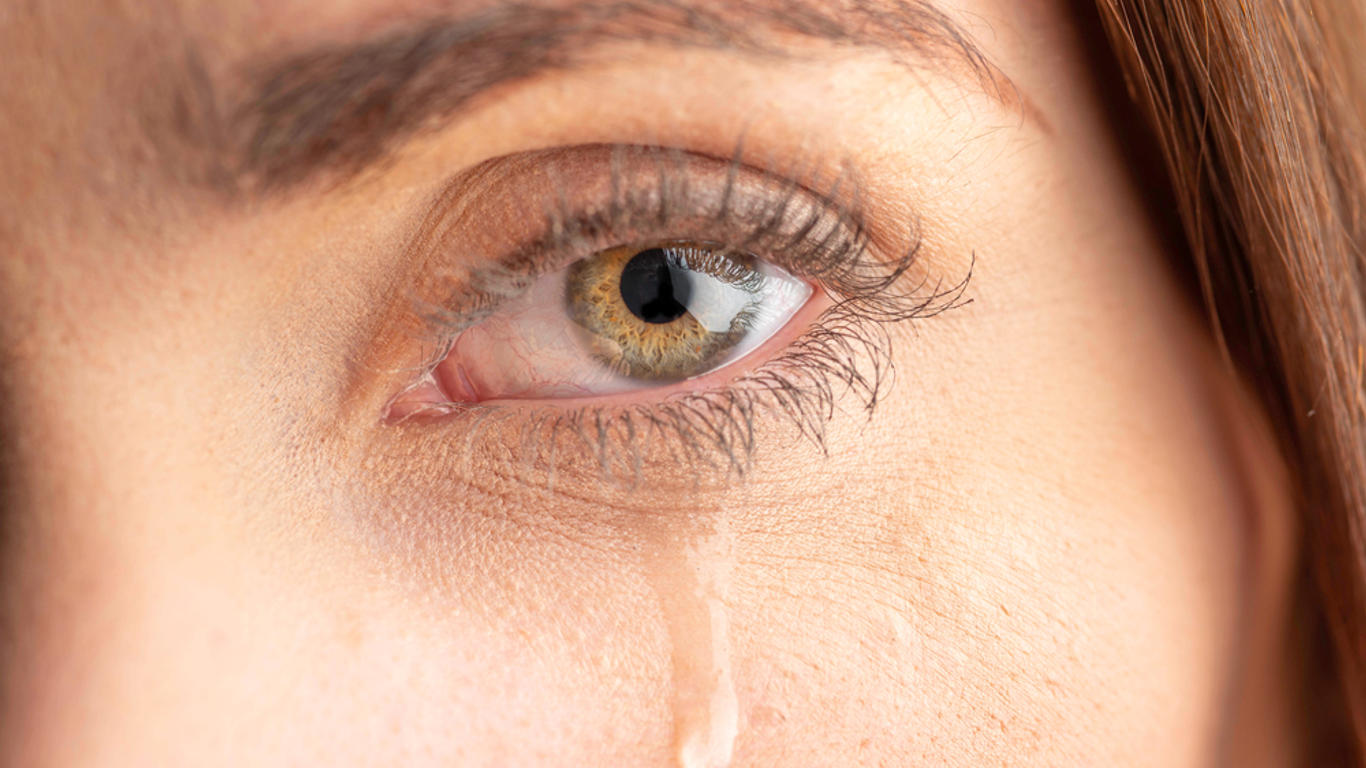 Nos solutions contre les yeux qui pleurent en hiver - AlloDocteurs