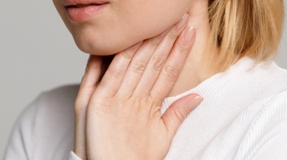 Cancer ORL : à partir de quand un mal de gorge doit-il inquiéter ?