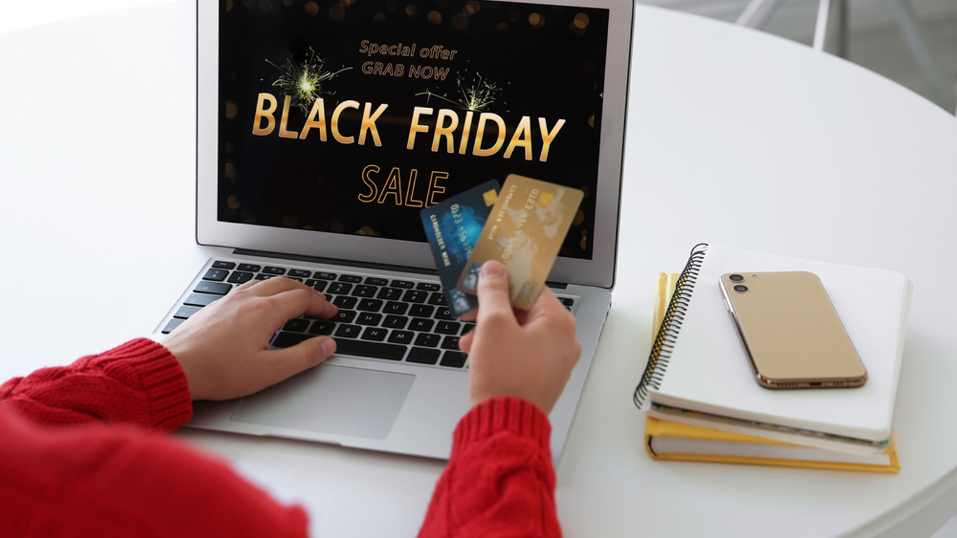 Black Friday Et Cyber Monday : Comment Repérer Les Arnaques ...