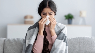 Grippe et Covid avant les fêtes : combien de temps est-on contagieux ?
