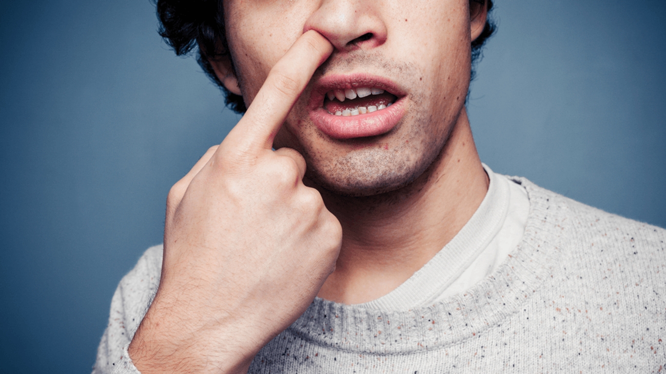 Se décrotter le nez est dangereux pour la santé ! 