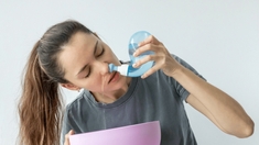 Comment bien nettoyer un nez bouché