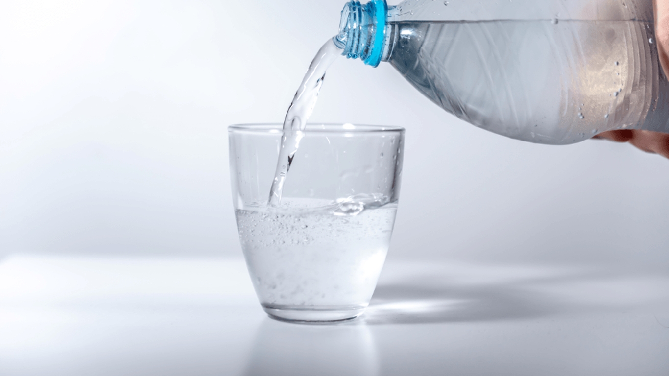 Bere acqua idrogenata fa bene alla salute?
