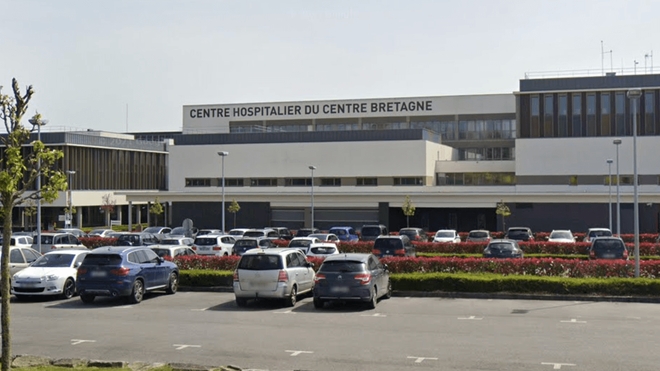 L'accusé exerçait en tant que cardiologue à l'hôpital de Noyal-Pontivy (Morbihan)