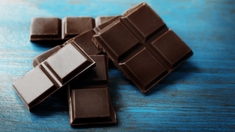 Le chocolat noir peut-il aider à lutter contre le cholestérol et l'hypertension ?