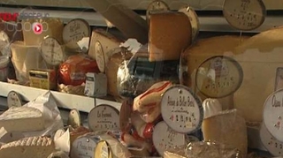 Alerte à la listeria sur deux produits fromagers distribués par Carrefour