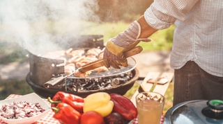 Barbecue : la cuisson aux braises a-t-elle un impact sur la santé ?