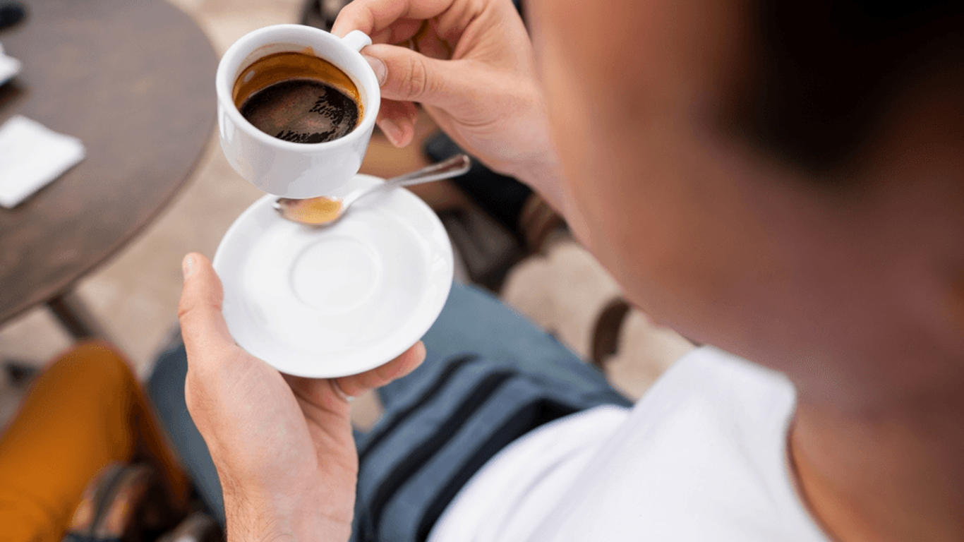 Perte de poids : est-ce que boire du café fait maigrir ? - AlloDocteurs