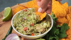 La recette saine et facile du guacamole maison par Raphaël Haumont