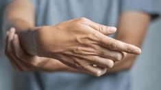 Comment soigner une maladie de Dupuytren ?