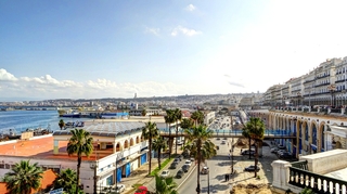 Covid-19 : Hausse des cas, variants... Pourquoi la situation sanitaire inquiète en Algérie