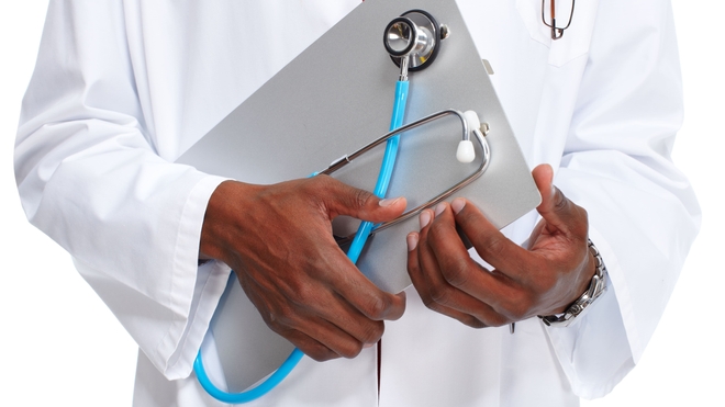 Le Sénégal manque cruellement de médecins