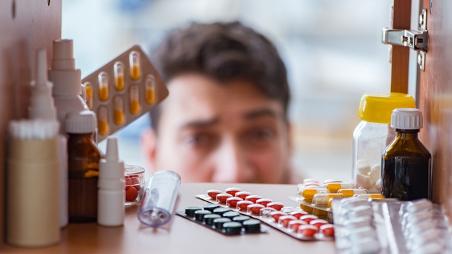 Les médicaments doivent être rangés dans un endroit qui répond à plusieurs conditions (photo d'illustration)