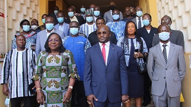 Le Pr Charlemane Ouédraogo remplace Mme Lougué à la tête du ministère de la santé (photo d'illustration)