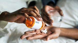 En Guinée, on lutte contre les faux médicaments