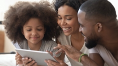 Maroc : à quel âge parle-t-on sexualité à un enfant ?