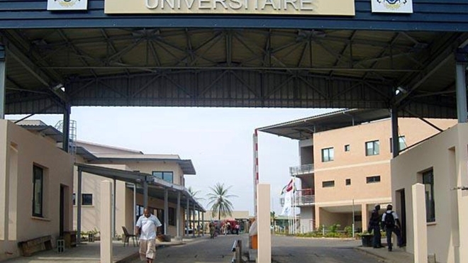 Le Centre Hospitalier Universitaire de Libreville par Sonny Marvin OUTATA (Google maps)