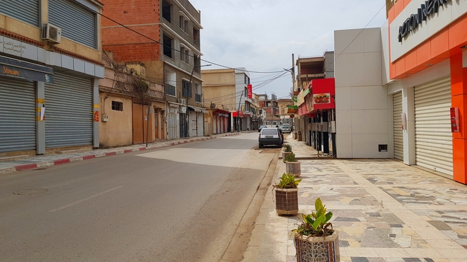 Les rues de Blida n'ont jamais été aussi dépeuplées