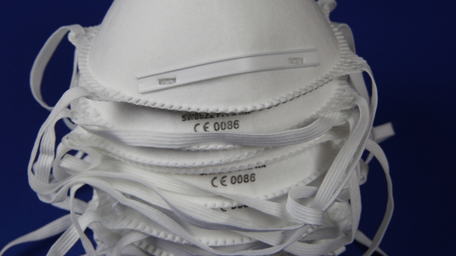 Une pile de masques FFP2 (photo d'illustration)
