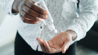Coronavirus : Du gel hydroalcoolique made in Cameroun pour faire face à la pandémie