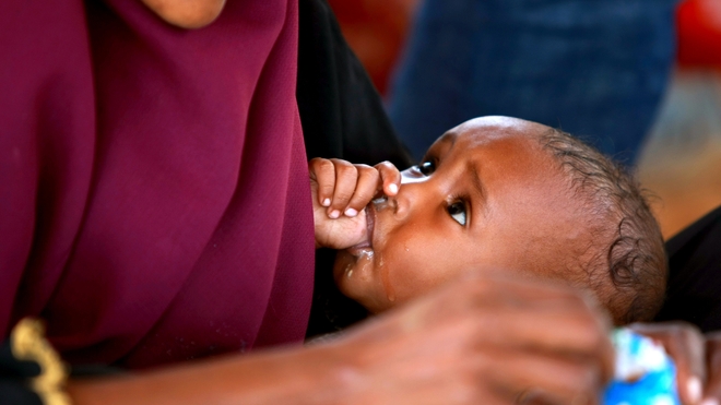 En Afrique, beaucoup d'enfants ne reçoivent pas assez de nourritures (Illustration)