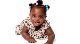 Caries chez bébé : attention au biberon !