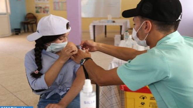 La vaccination des adolescents s'accélère au Maroc