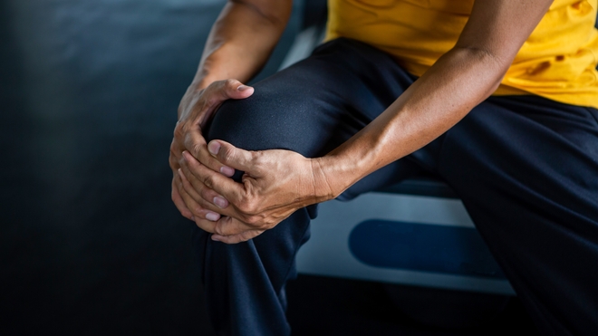 L'arthrite désigne un ensemble de réactions inflammatoires qui provoquent des douleurs articulaires