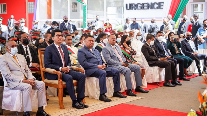 Le président de Madagascar a inauguré le service des urgences au sein de l'hôpital militaire de Soavinandriana