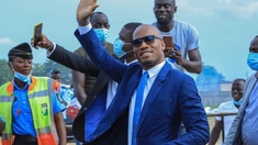 L'Ivoirien Didier Drogba lance une campagne contre l'insécurité routière en Afrique