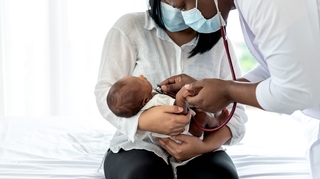 Comment protéger votre nourrisson de la bronchiolite, la bronchite des bébés ?