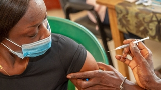 Covid-19 au Sénégal : vers une troisième dose pour tous ? 